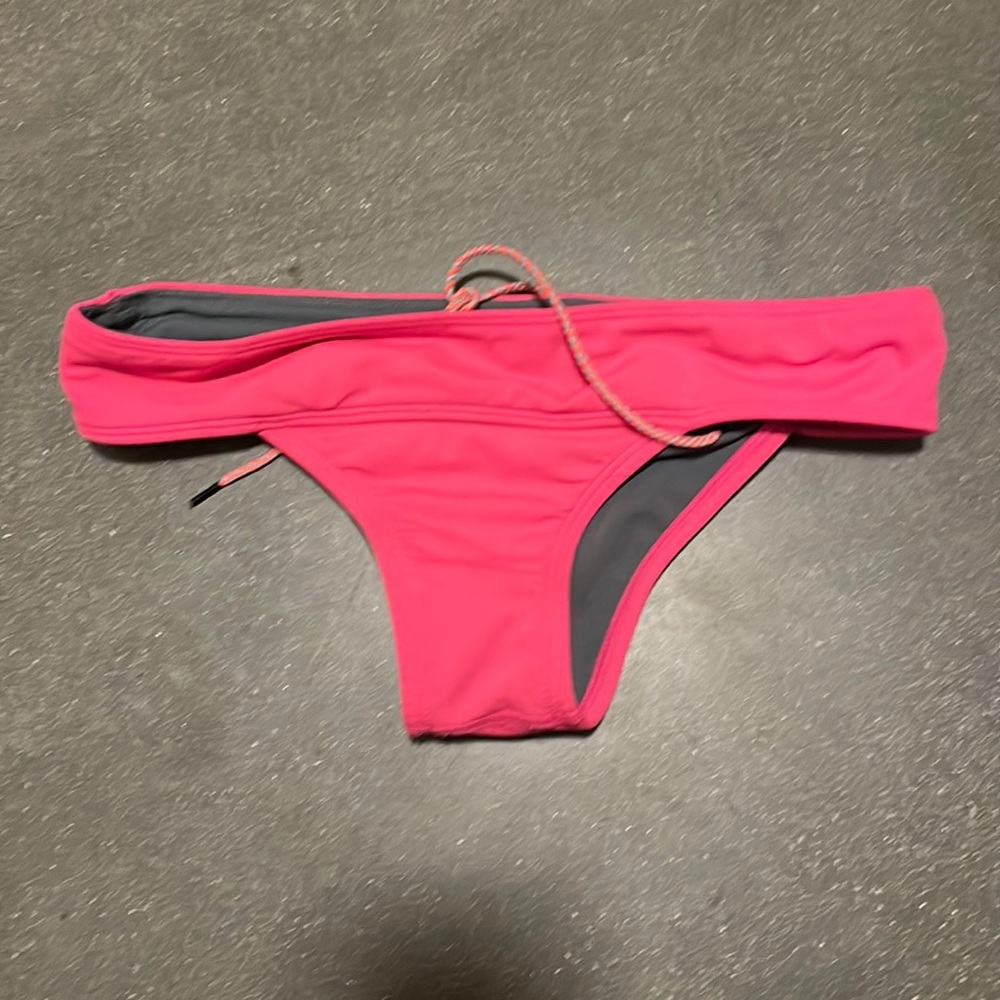 jolyn softy II pink bikini bottoms size m
